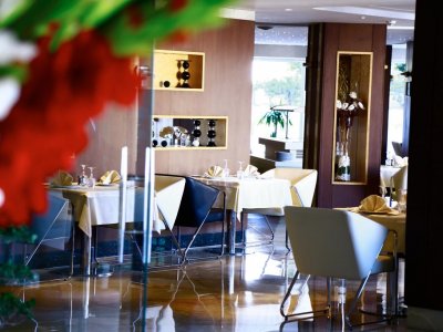 The Penthouse Suites Hotel