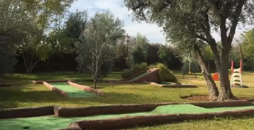 Mini golf