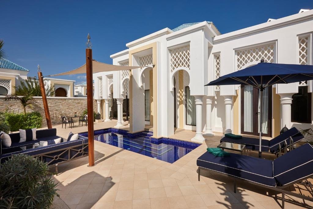 Banyan Tree Tamouda Bay