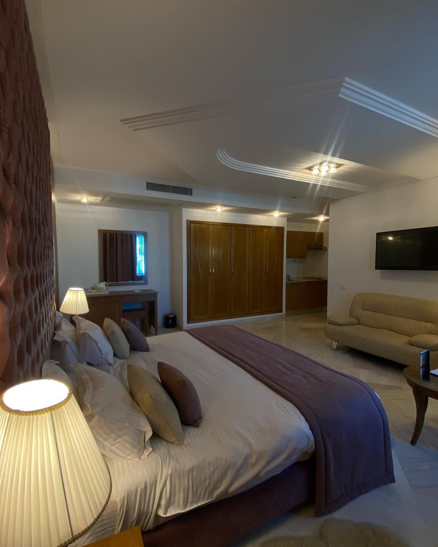 The Penthouse Suites Hotel