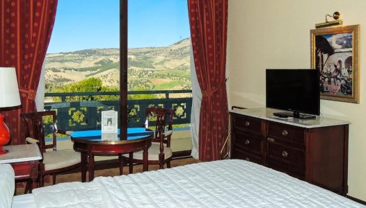 Double Room with Mountain View