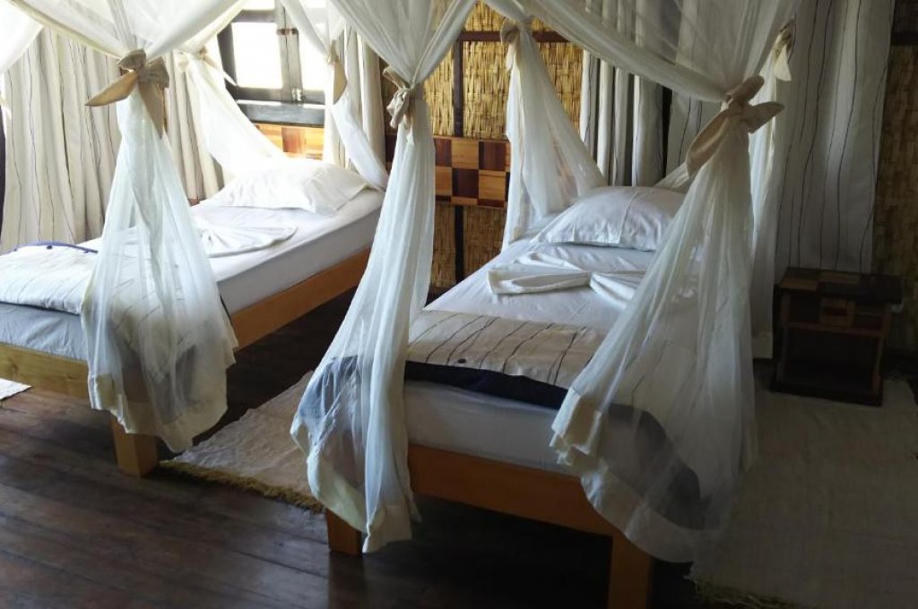 Izba s 2 oddelenými posteľami