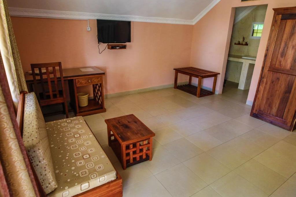 חדר טווין עם נוף לגינה