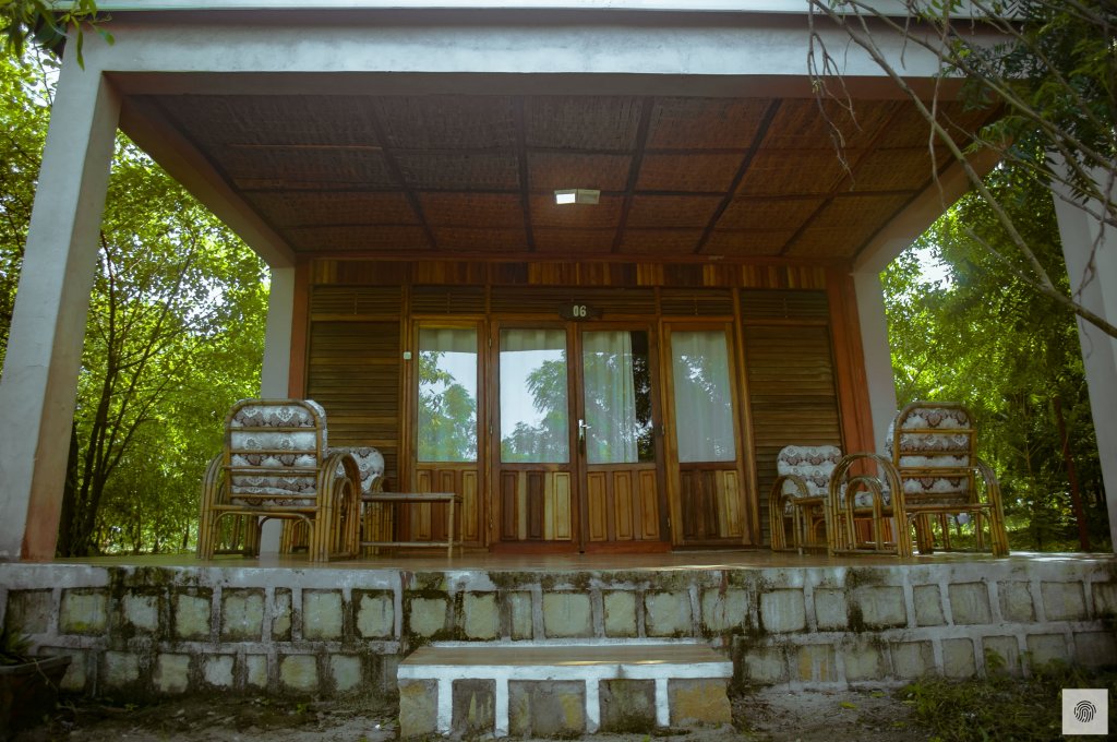 EDEN DE LA TSIRIBIHINA