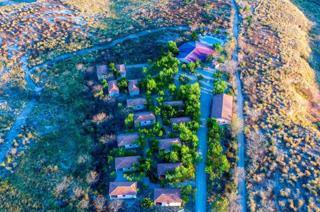 EDEN DE LA TSIRIBIHINA