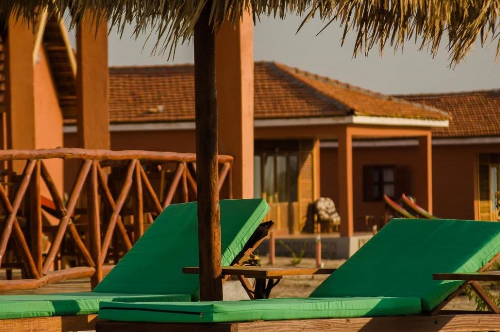 EDEN DE LA TSIRIBIHINA