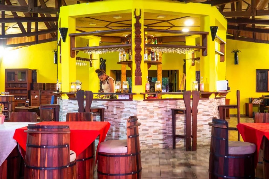 EDEN DE LA TSIRIBIHINA