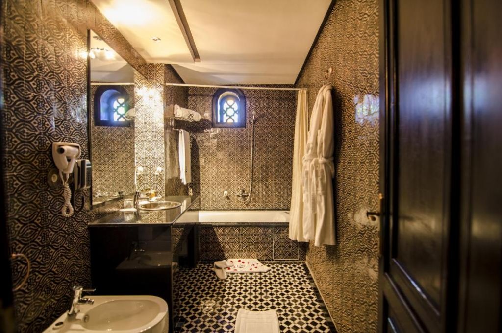 Ambassador Suite with Hot Tub
