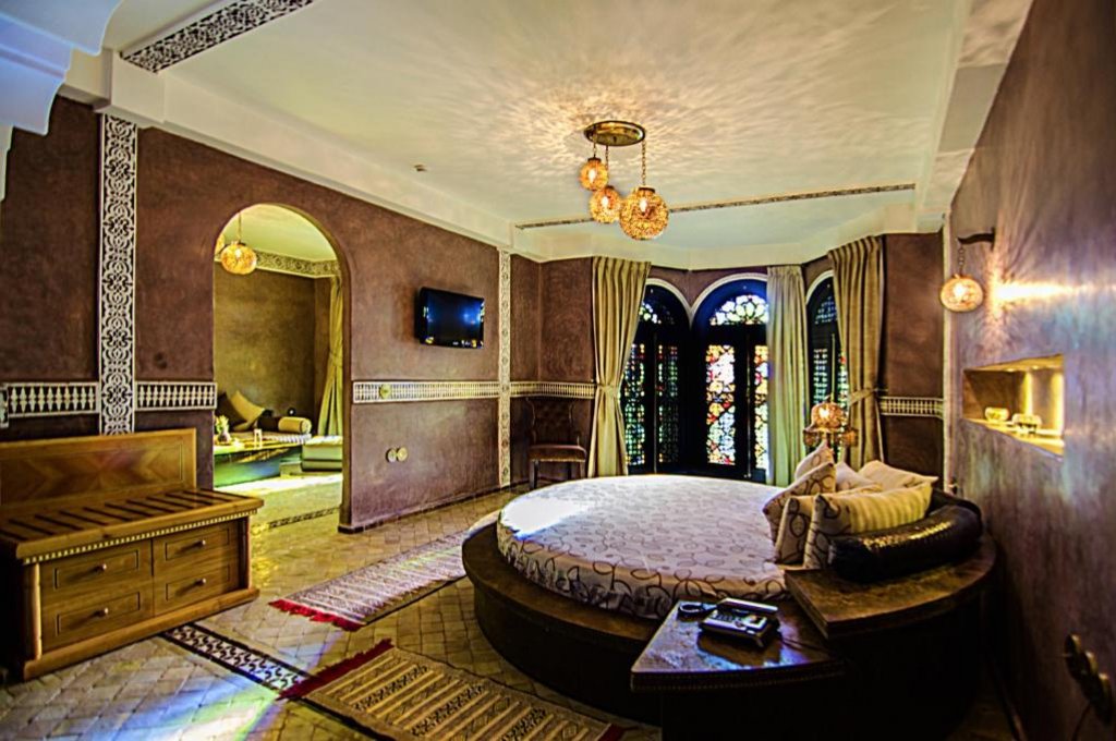 Ambassador Suite with Hot Tub