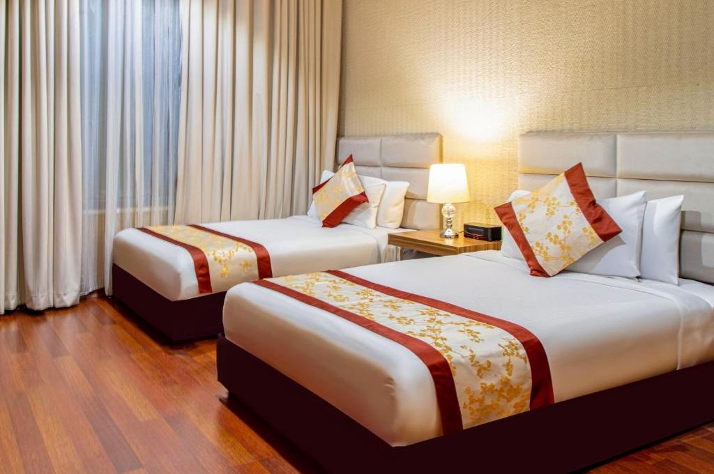 Deluxe Suite