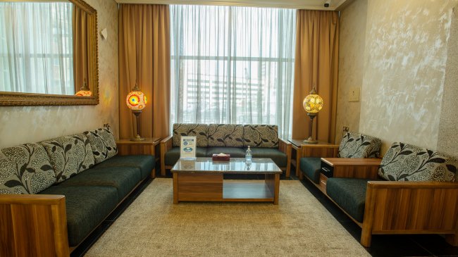 Lobby -5
