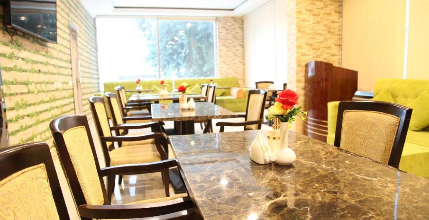 Dream Palace Hotel