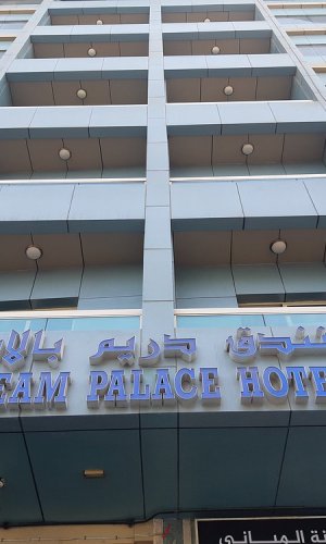 Dream Palace Hotel