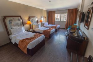 Standard - Kolmen hengen huone