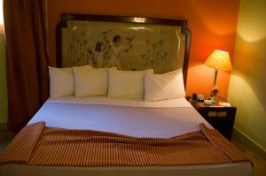 Suuri yhden hengen huone