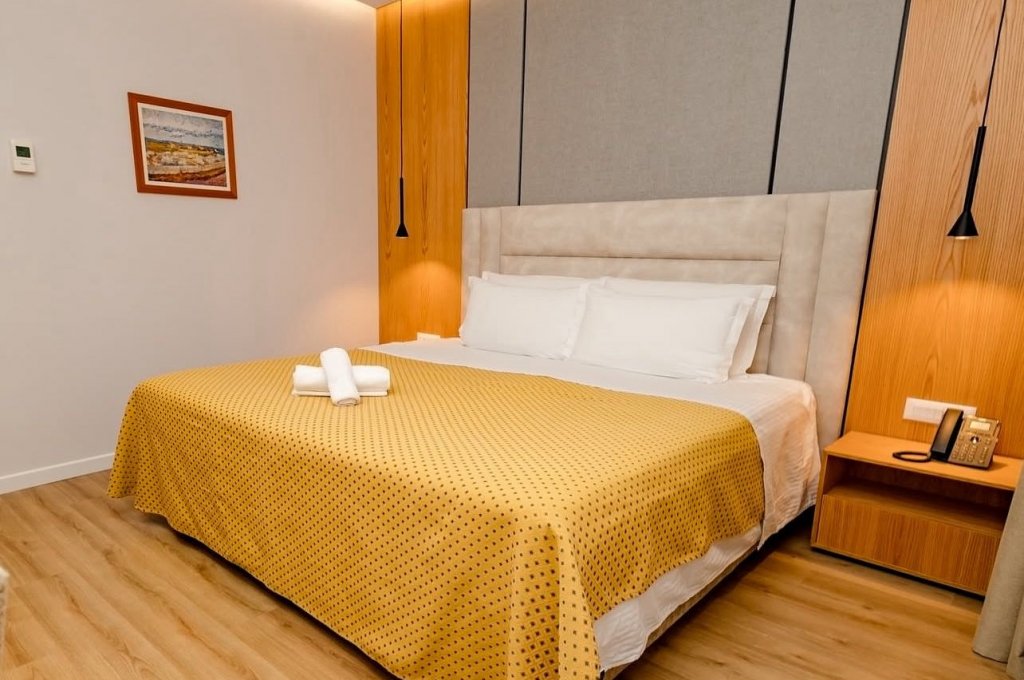 Standard - Kaheinimesetuba, Double