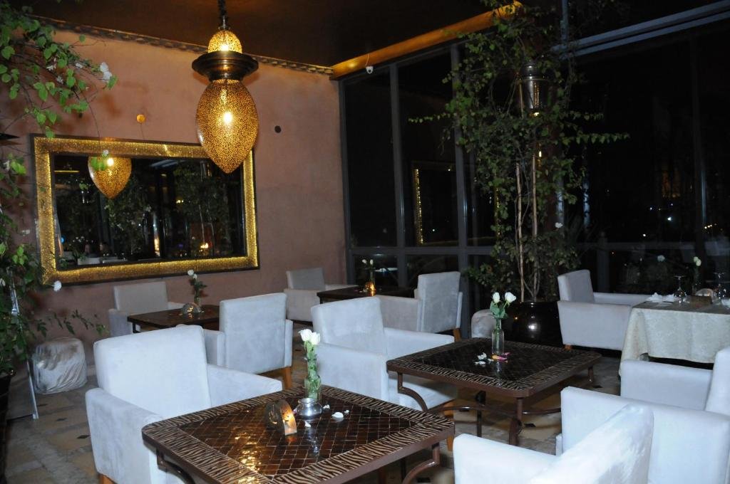 Riad Wow