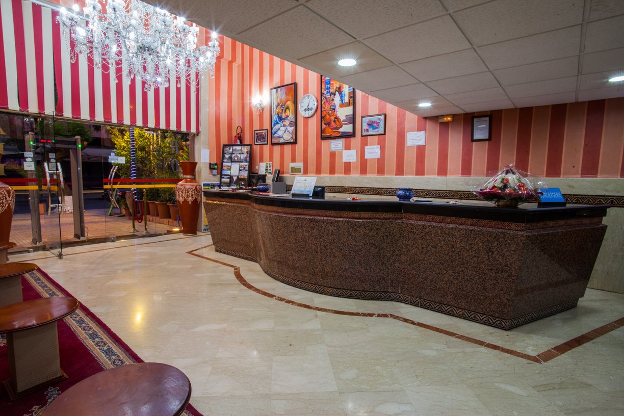 RECEPTION 24/24