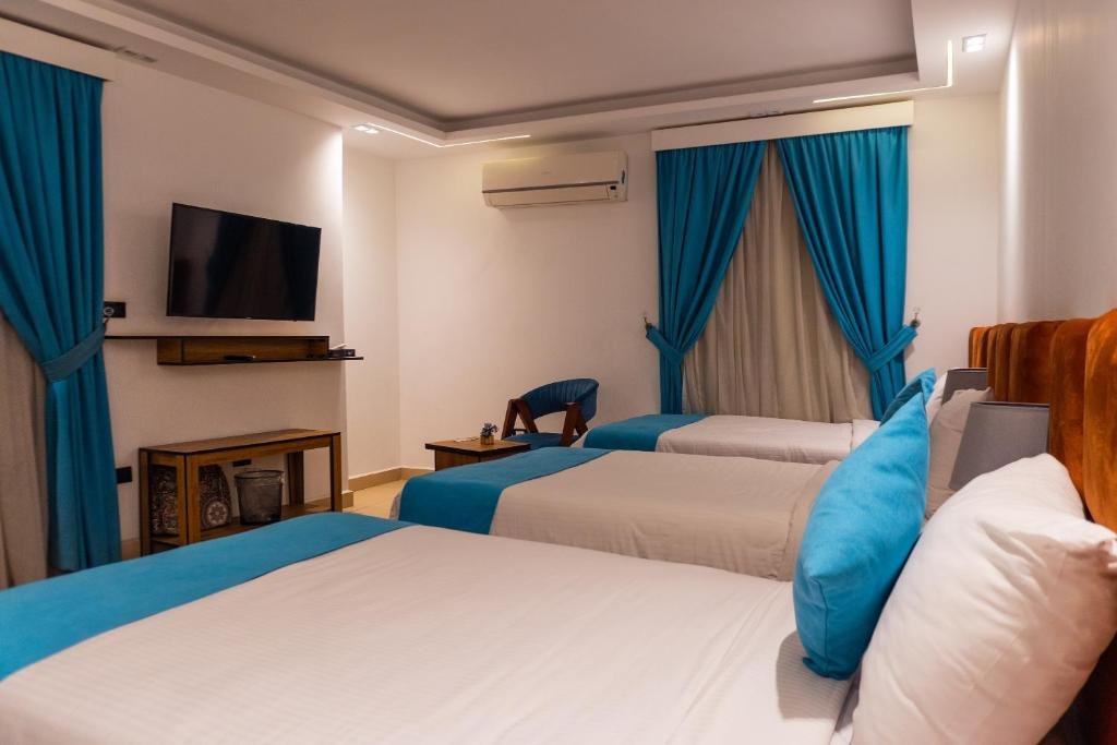 Pyramids Gem Plaza Boutique Hotel & Restaurant