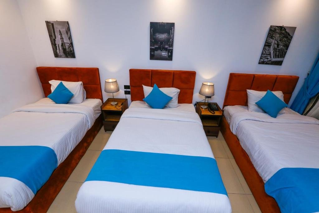 Pyramids Gem Plaza Boutique Hotel & Restaurant