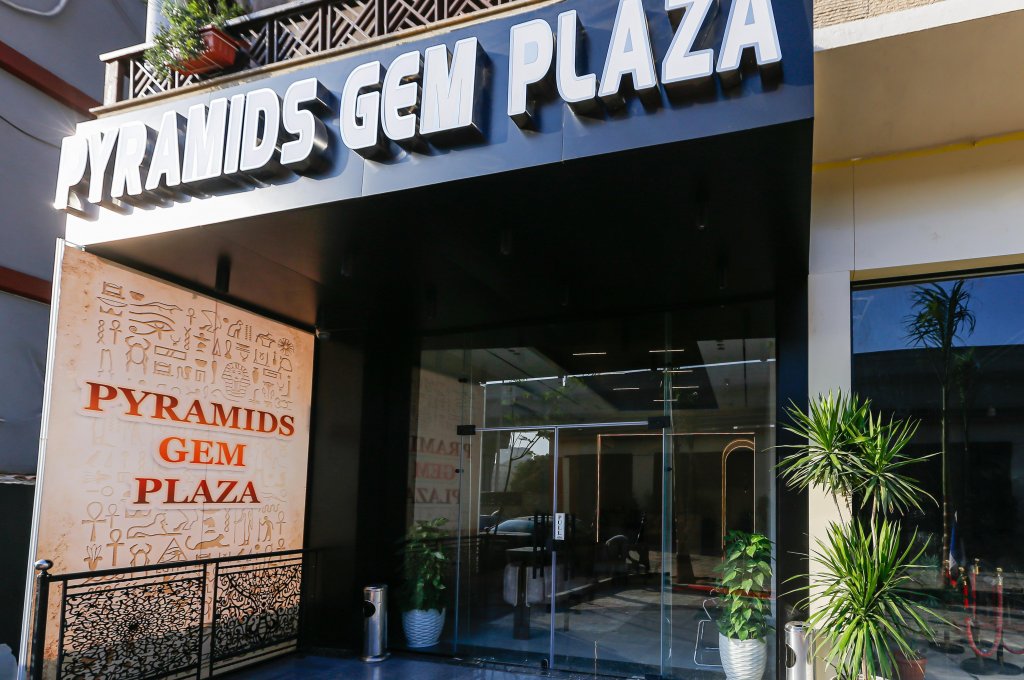 Pyramids Gem Plaza Boutique Hotel & Restaurant