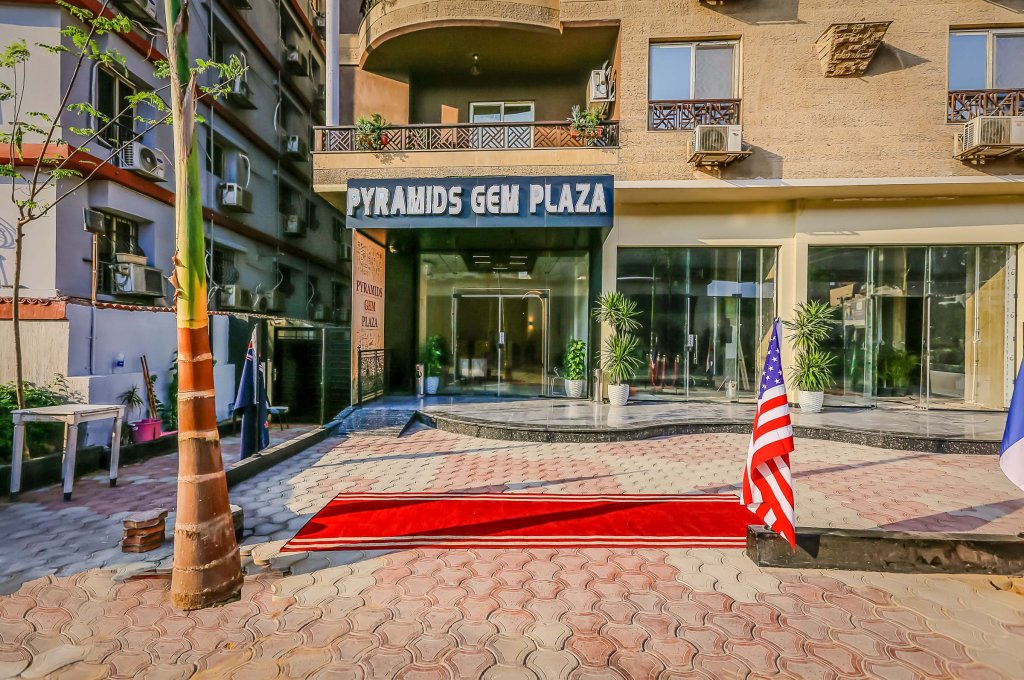 Pyramids Gem Plaza Boutique Hotel & Restaurant