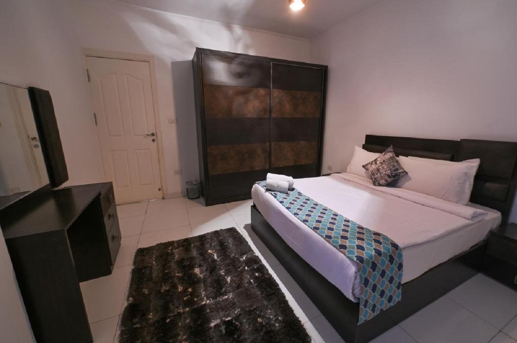 Large Double or Twin Room