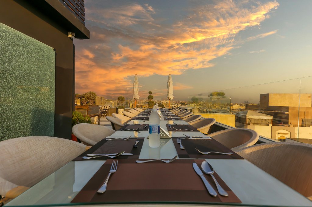 Pyramids Gem Plaza Boutique Hotel & Restaurant