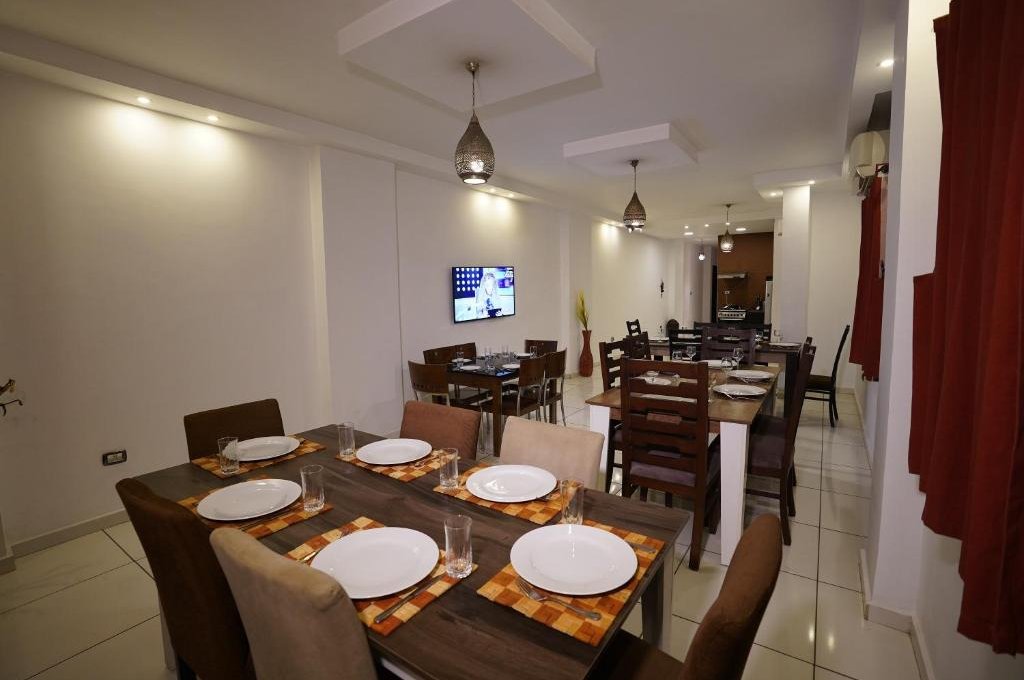 Pyramids Gem Plaza Boutique Hotel & Restaurant