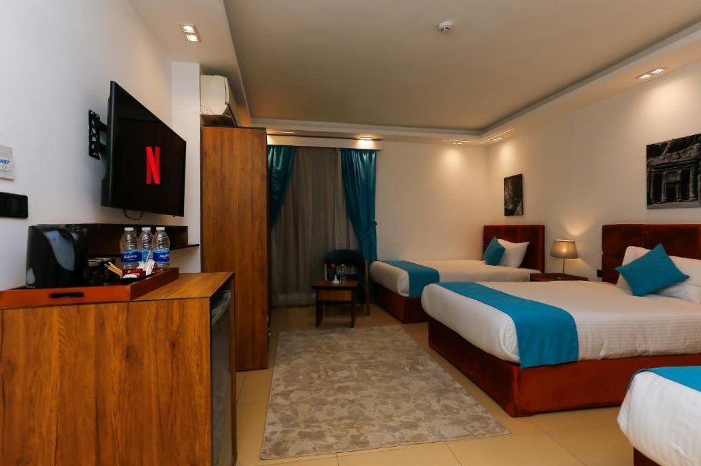 Deluxe Triple Room
