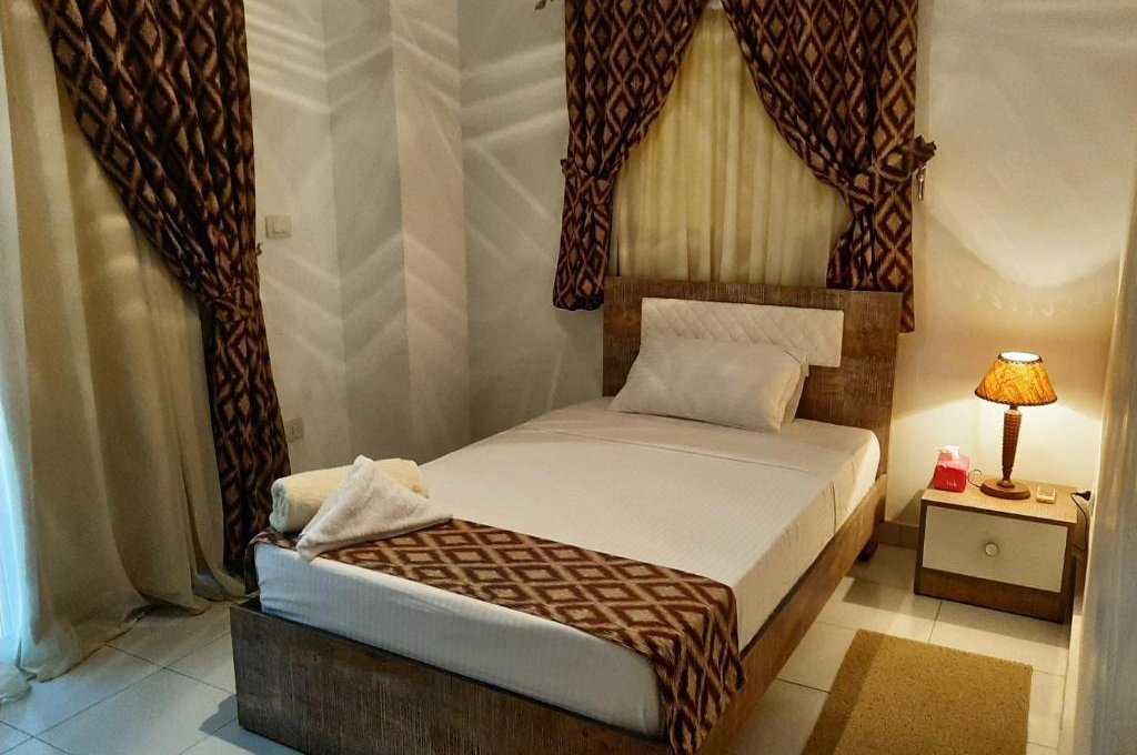 Large Double or Twin Room