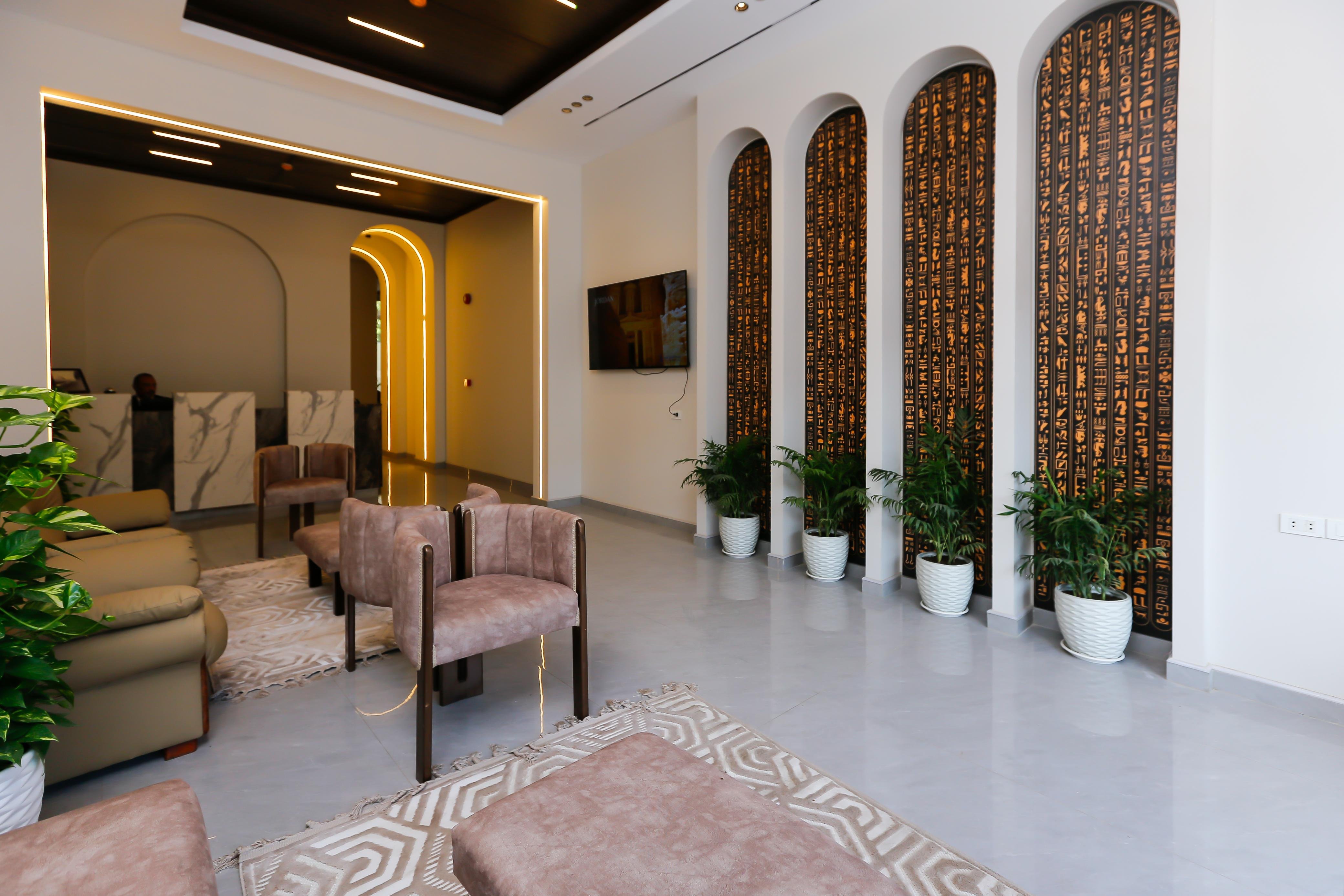 Pyramids Gem Plaza Boutique Hotel & Restaurant