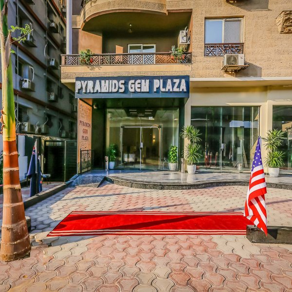 Pyramids Gem Plaza Boutique Hotel & Restaurant