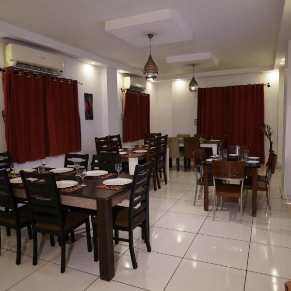 Pyramids Gem Plaza Boutique Hotel & Restaurant