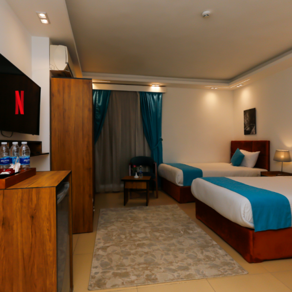 Pyramids Gem Plaza Boutique Hotel & Restaurant