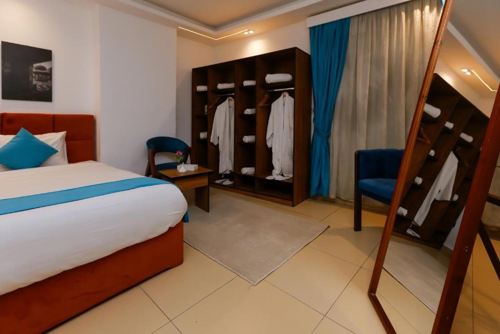 Pyramids Gem Plaza Boutique Hotel & Restaurant