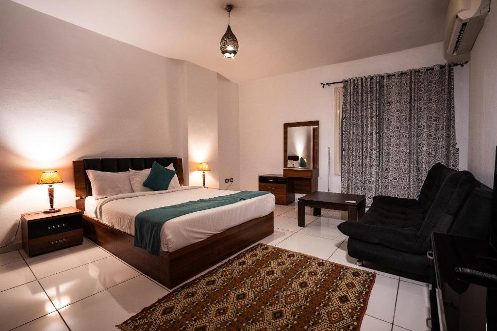 Pyramids Gem Plaza Boutique Hotel & Restaurant