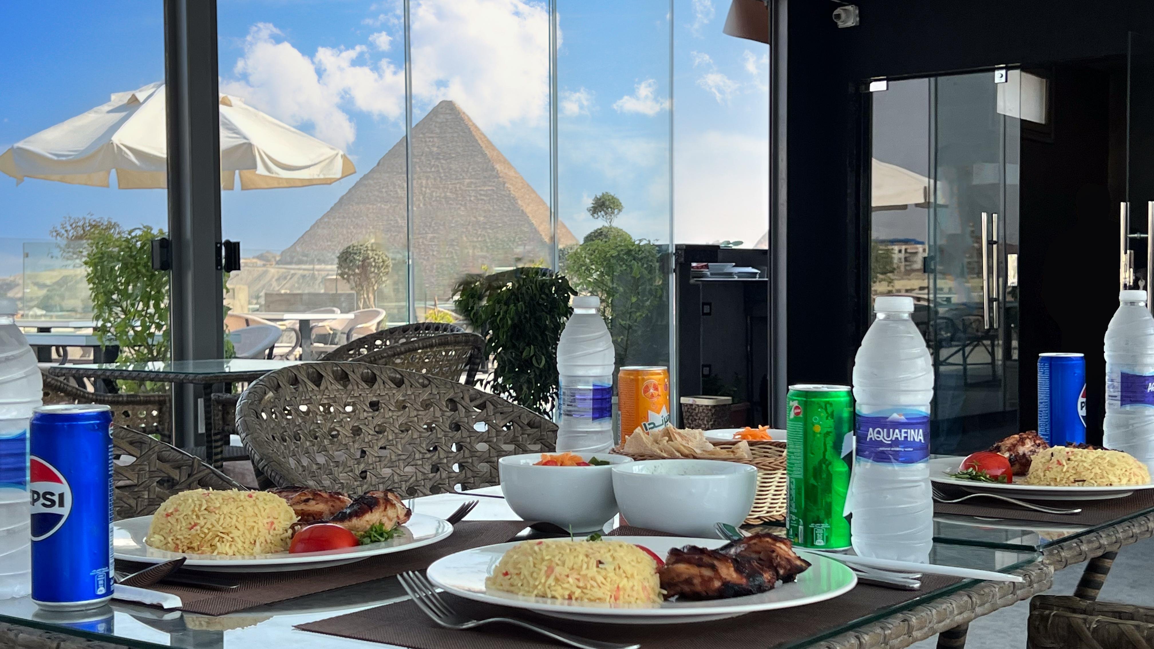 Pyramids Gem Plaza Boutique Hotel & Restaurant