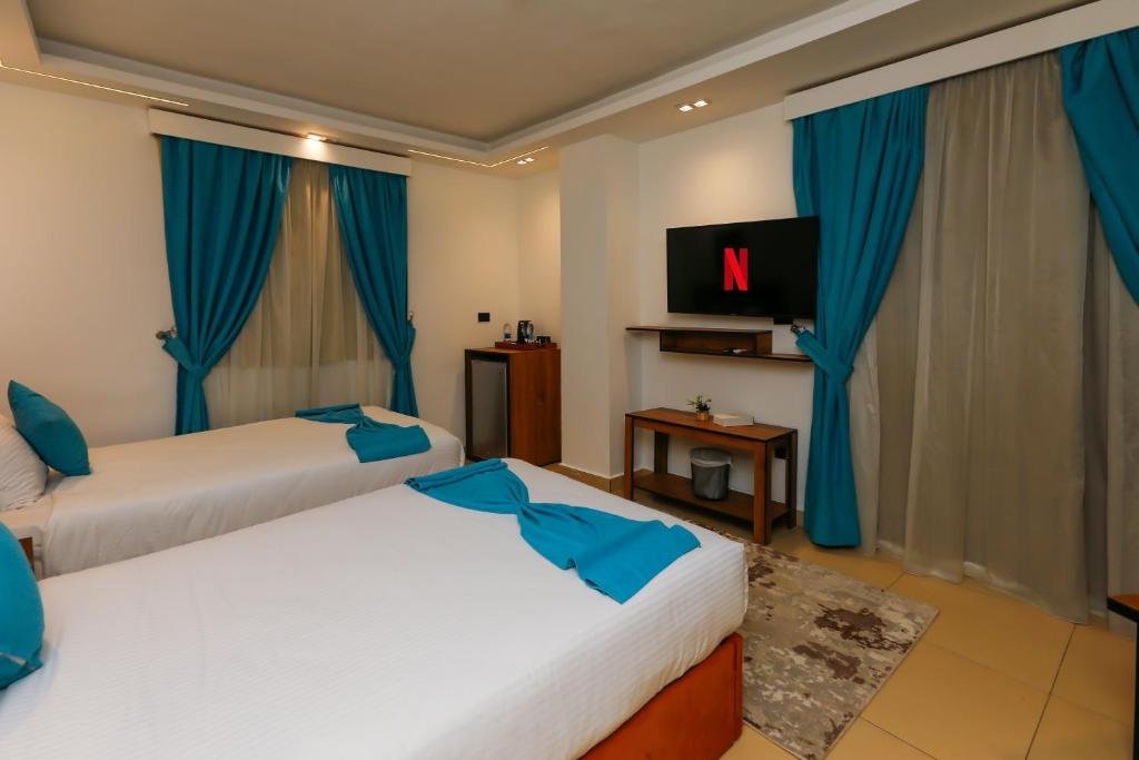 Pyramids Gem Plaza Boutique Hotel & Restaurant