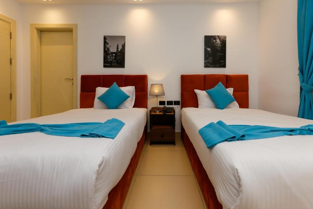 Pyramids Gem Plaza Boutique Hotel & Restaurant