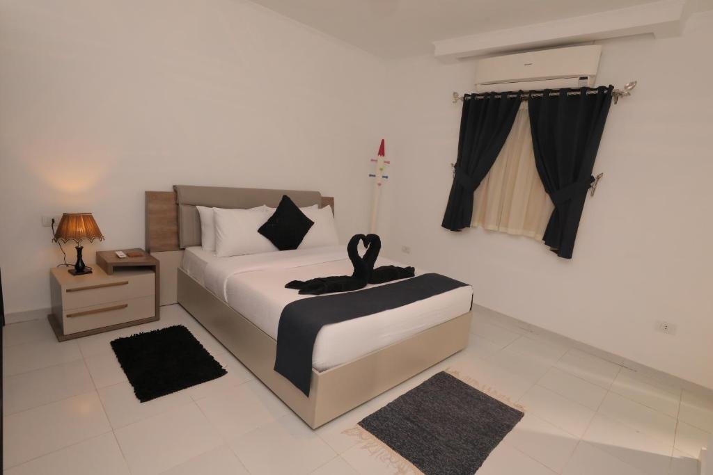 Pyramids Gem Plaza Boutique Hotel & Restaurant