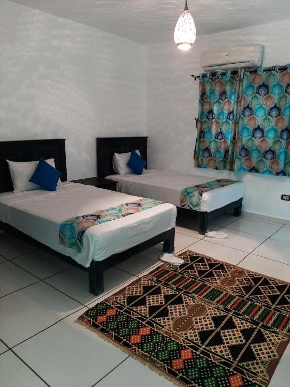 Pyramids Gem Plaza Boutique Hotel & Restaurant