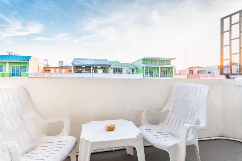 THE BEACH CHA AM Residence