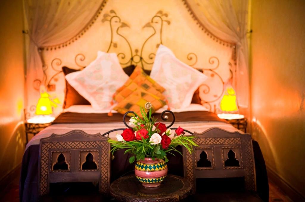 Rayane Room