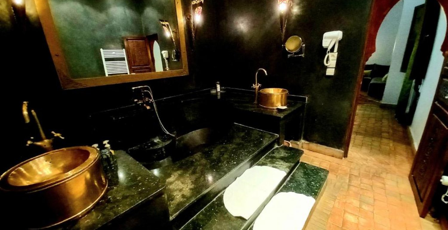 Suite with Bath - 4