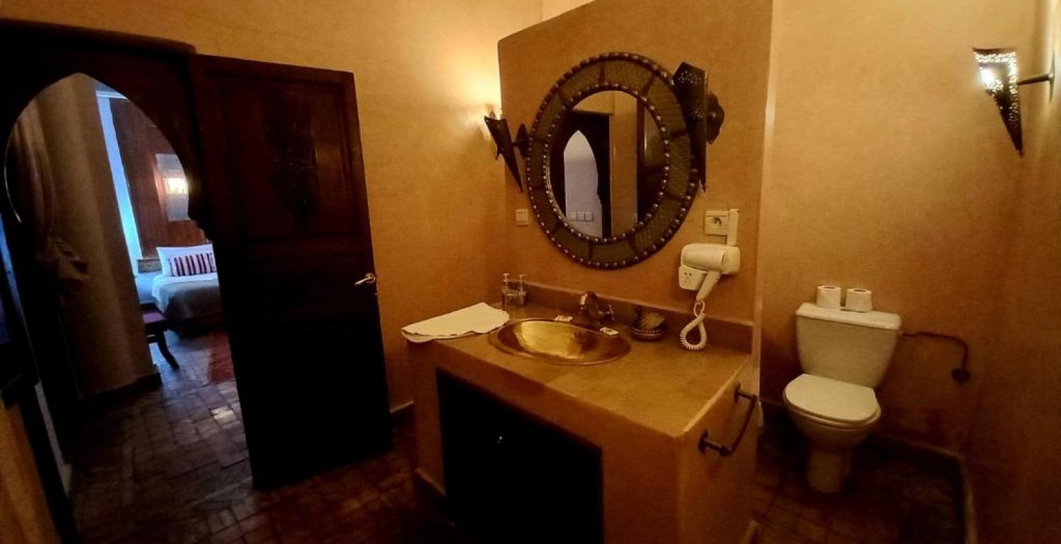 Deluxe Double Room with Shower - 28