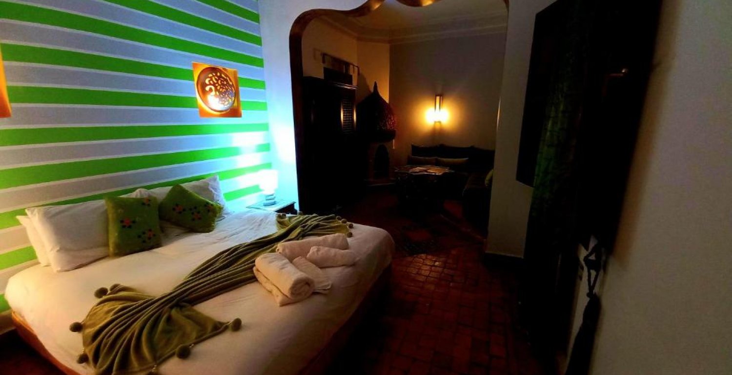 Suite with Bath - 21