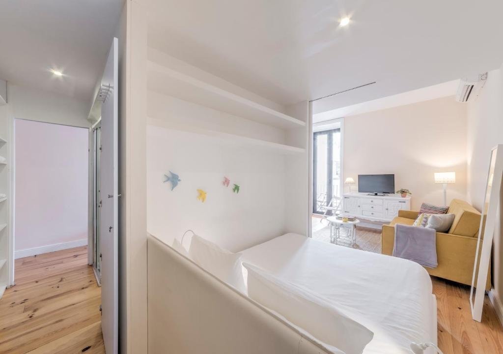 Look At Me - Serviced Lofts & Studios