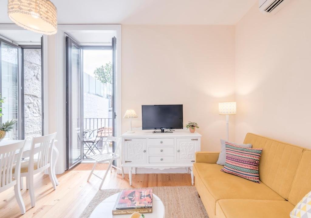 Look At Me - Serviced Lofts & Studios