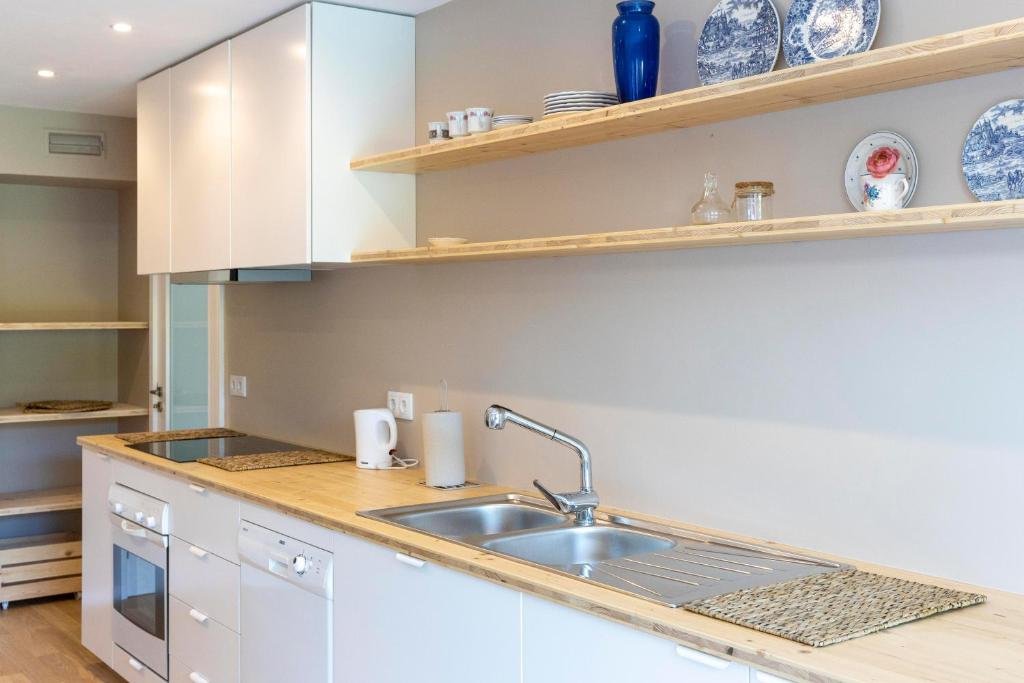 Casa dos Pinheiros 109 - Private Villa with pool & heated SPA